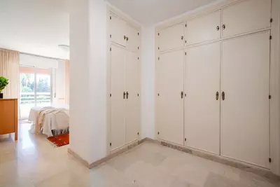 Middle Floor Apartment in Marbella