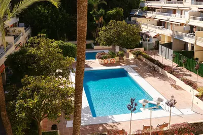 Middle Floor Apartment in Marbella