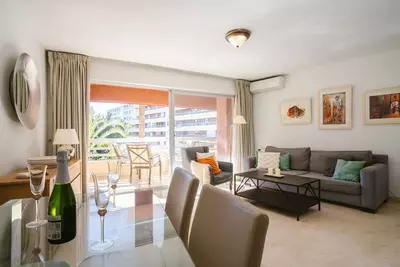 Middle Floor Apartment in Marbella