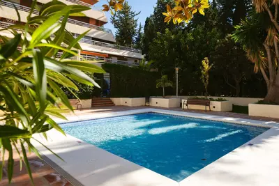 Middle Floor Apartment in Marbella