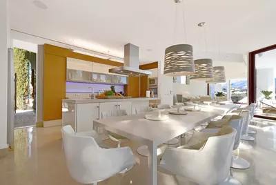 Detached Villa in Nueva Andalucía