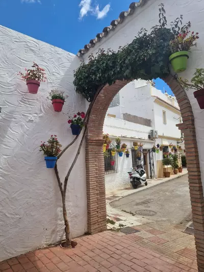 Top Floor Apartment in Estepona