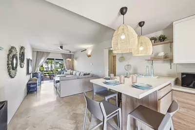 Top Floor Apartment in Costalita