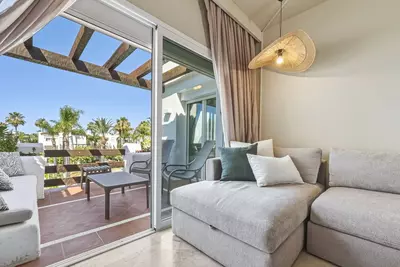 Top Floor Apartment in Costalita
