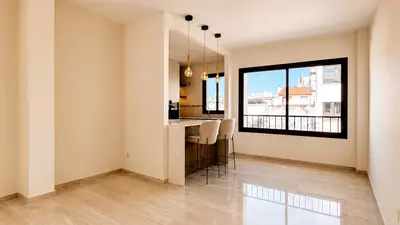 Middle Floor Apartment in Estepona