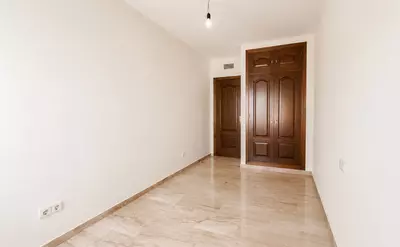 Middle Floor Apartment in Estepona