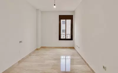 Middle Floor Apartment in Estepona