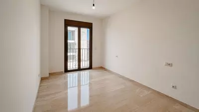 Middle Floor Apartment in Estepona