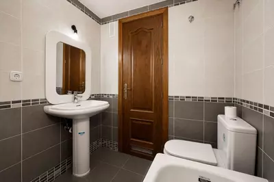 Middle Floor Apartment in Estepona