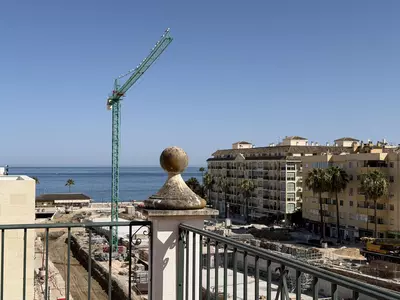 Middle Floor Apartment in Estepona