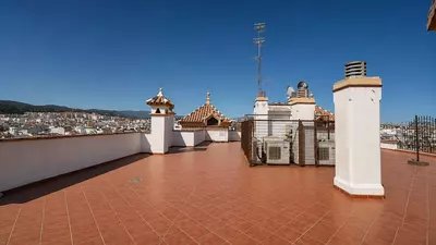 Middle Floor Apartment in Estepona