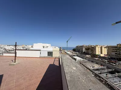 Middle Floor Apartment in Estepona