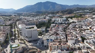 Middle Floor Apartment in Estepona