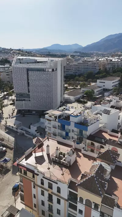 Middle Floor Apartment in Estepona
