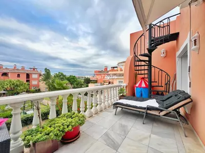 Middle Floor Apartment in Costalita