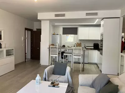 Middle Floor Apartment in Puerto Banús