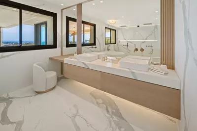 Penthouse in Nueva Andalucía
