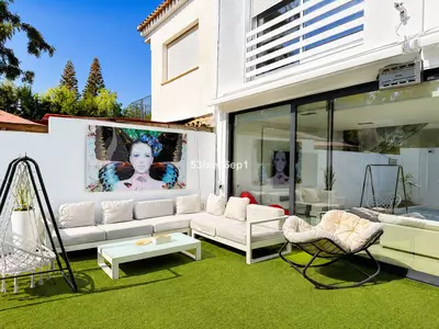 Semi-Detached House in Nueva Andalucía