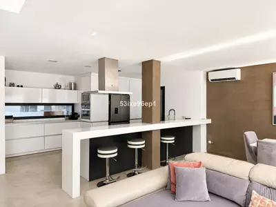 Semi-Detached House in Nueva Andalucía