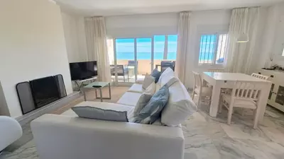 Middle Floor Apartment in Estepona