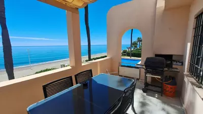 Middle Floor Apartment in Estepona