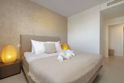 Middle Floor Apartment in Estepona