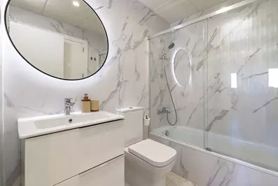 Middle Floor Apartment in Estepona