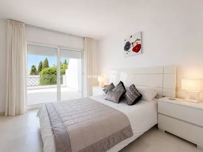 Townhouse in El Paraiso