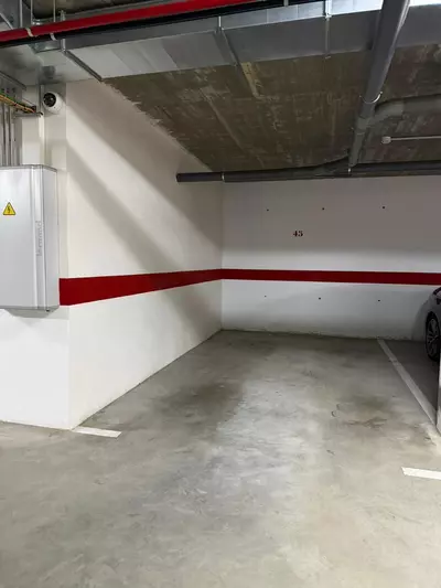 Middle Floor Apartment in Estepona