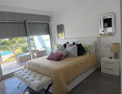 Middle Floor Apartment in Estepona