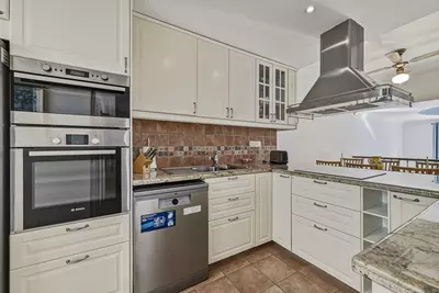 Semi-Detached House in Marbella