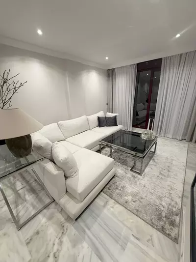 Middle Floor Apartment in Selwo