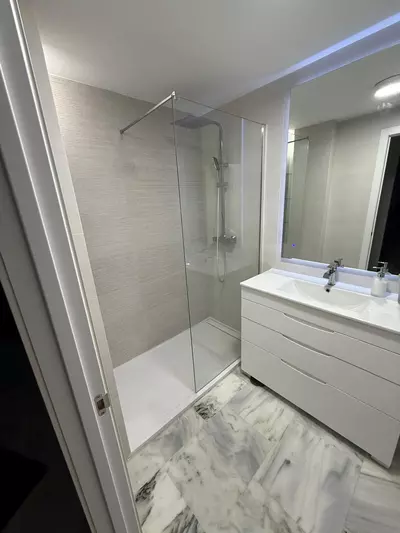 Middle Floor Apartment in Selwo