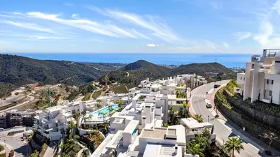 Middle Floor Apartment in Marbella