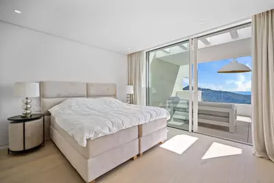 Middle Floor Apartment in Marbella