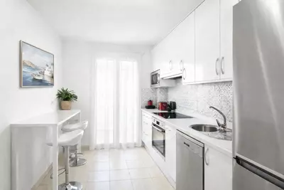 Middle Floor Apartment in Selwo