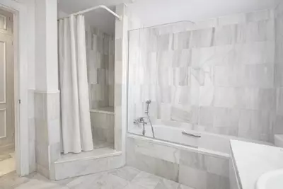 Middle Floor Apartment in Selwo