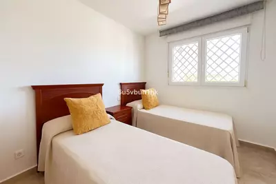 Middle Floor Apartment in Manilva