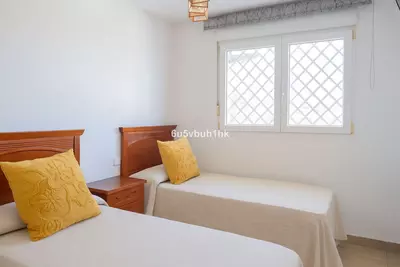 Middle Floor Apartment in Manilva