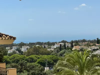 Middle Floor Apartment in Elviria
