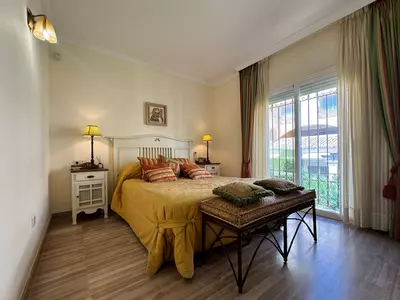 Middle Floor Apartment in Elviria