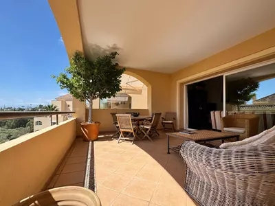 Middle Floor Apartment in Elviria