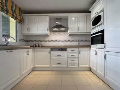 Middle Floor Apartment in Elviria