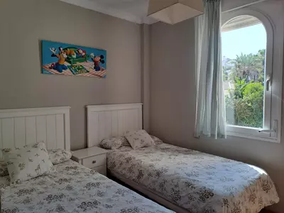 Middle Floor Apartment in Estepona