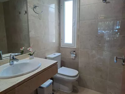 Middle Floor Apartment in Estepona
