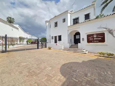 Townhouse in Nueva Andalucía