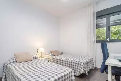 Middle Floor Apartment in Estepona