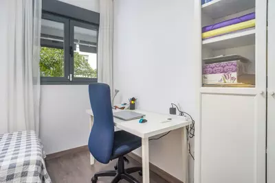 Middle Floor Apartment in Estepona