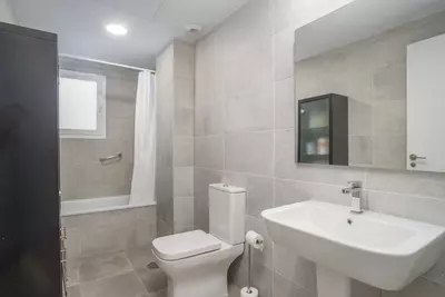 Middle Floor Apartment in Estepona