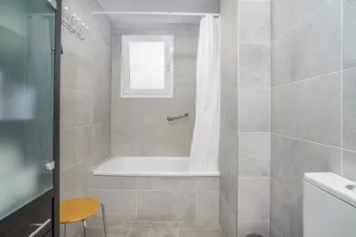 Middle Floor Apartment in Estepona
